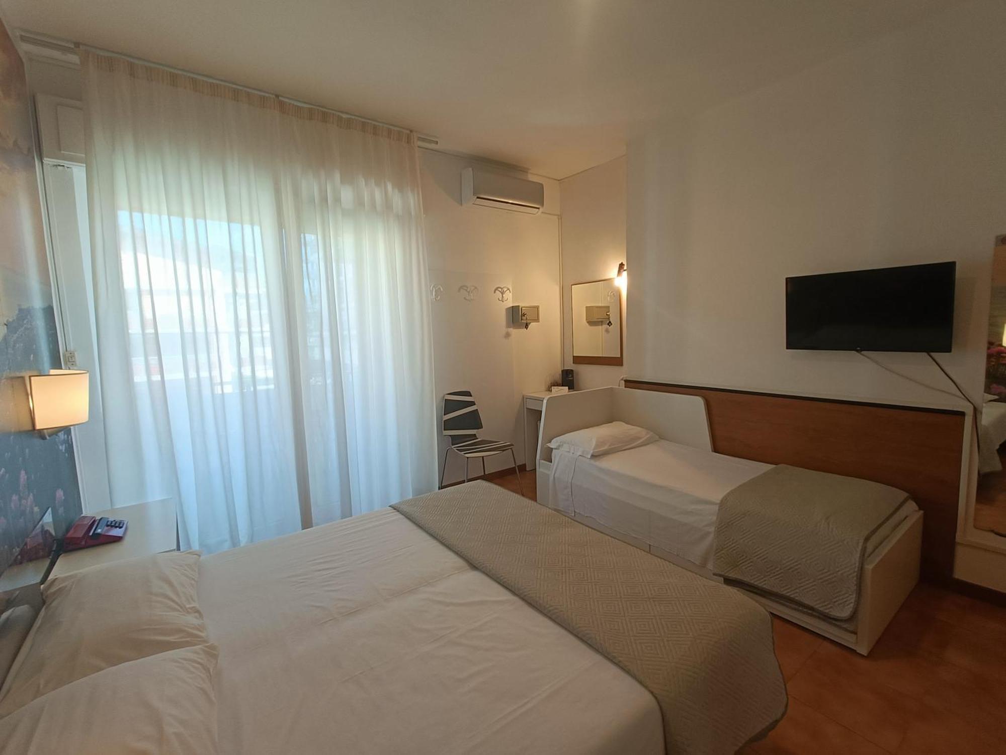Hotel Merano Grado Exterior photo